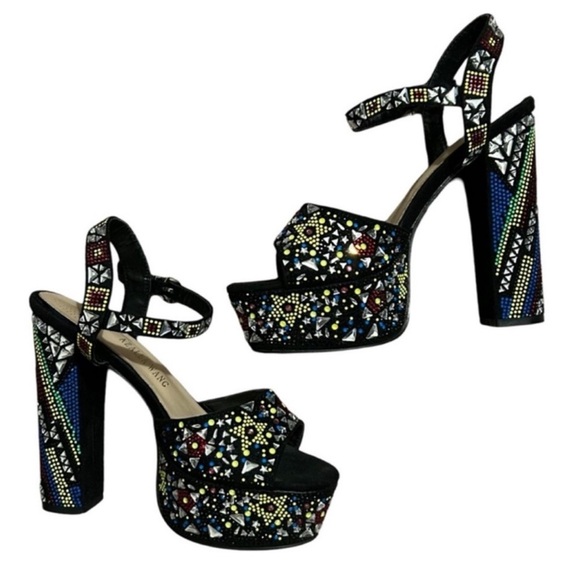 AZALEA WANG NWT Jewel Embellished Platform Chunky Heels 8